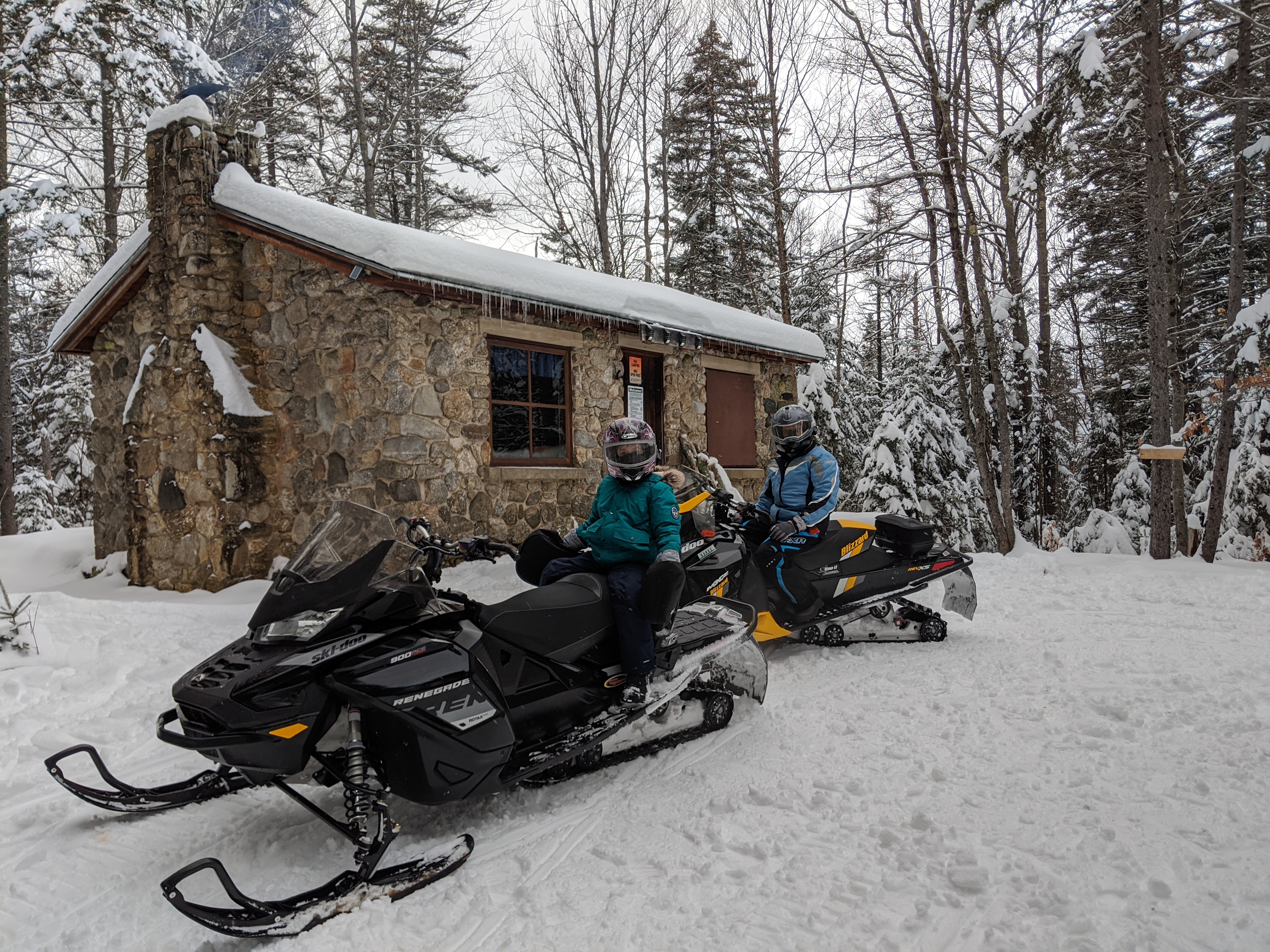 Snowmobilers gearing up for a ride